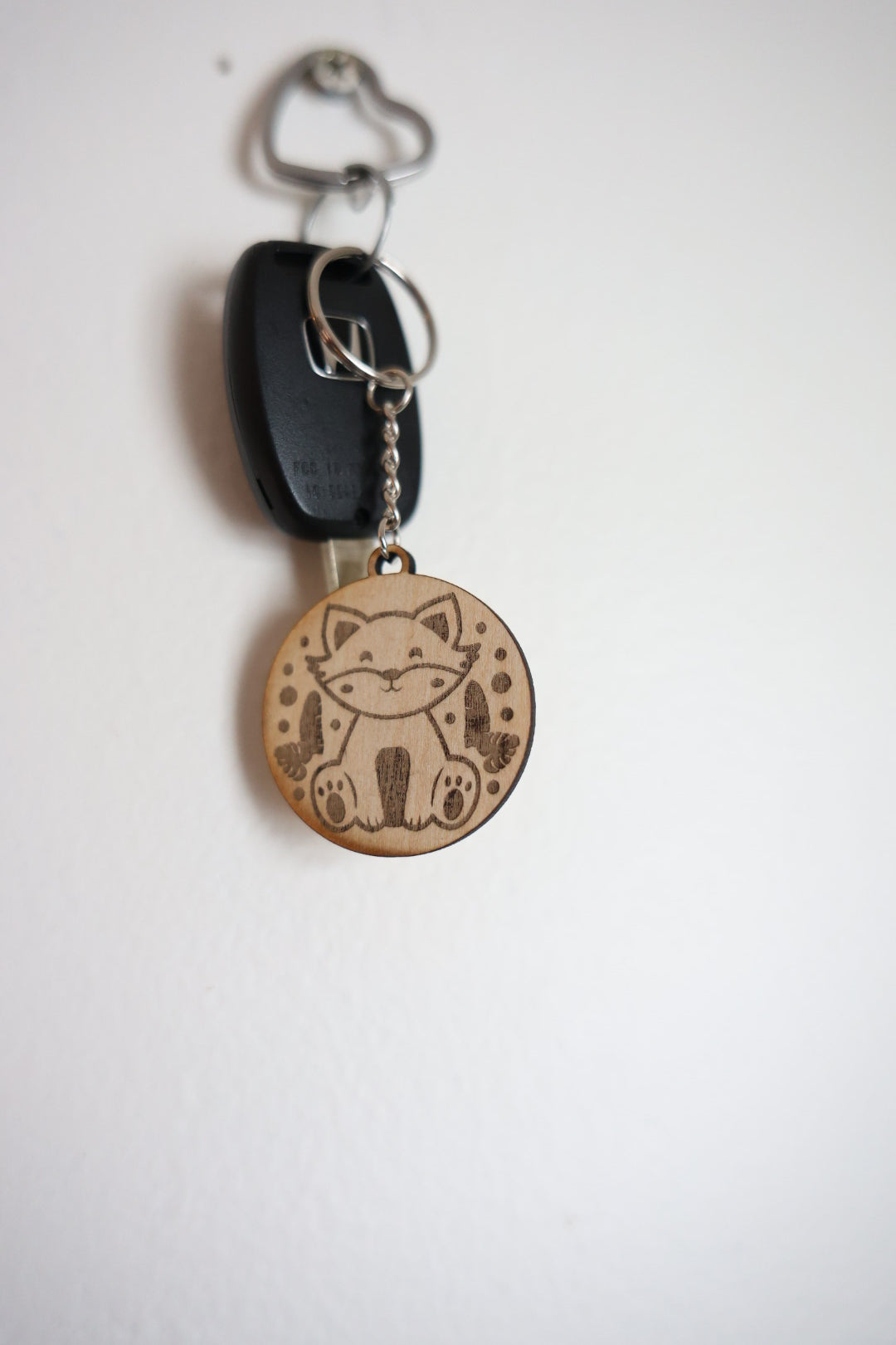 Cute Cat Wooden Keychain – Laser Engraved Cat Lover Gift