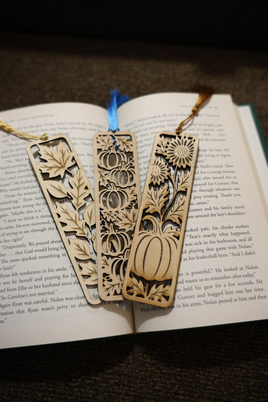Autumn Wooden Bookmark Trio – Pumpkin, Sunflower & Oak Leaf Laser Cut Bookmark Set