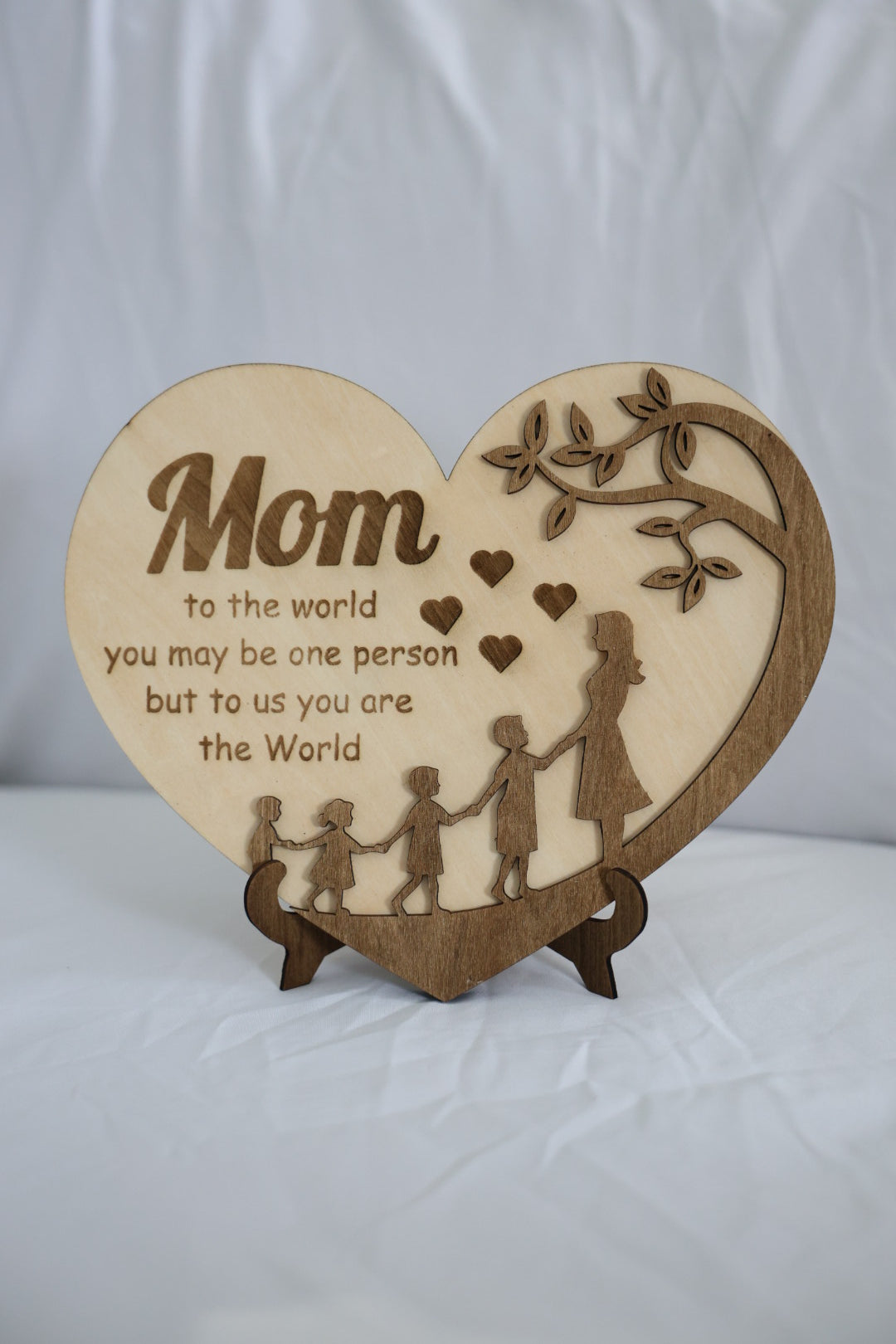 Mom Heart Wooden Sign – Laser Cut Mother & Children Decorative Gift with Stand