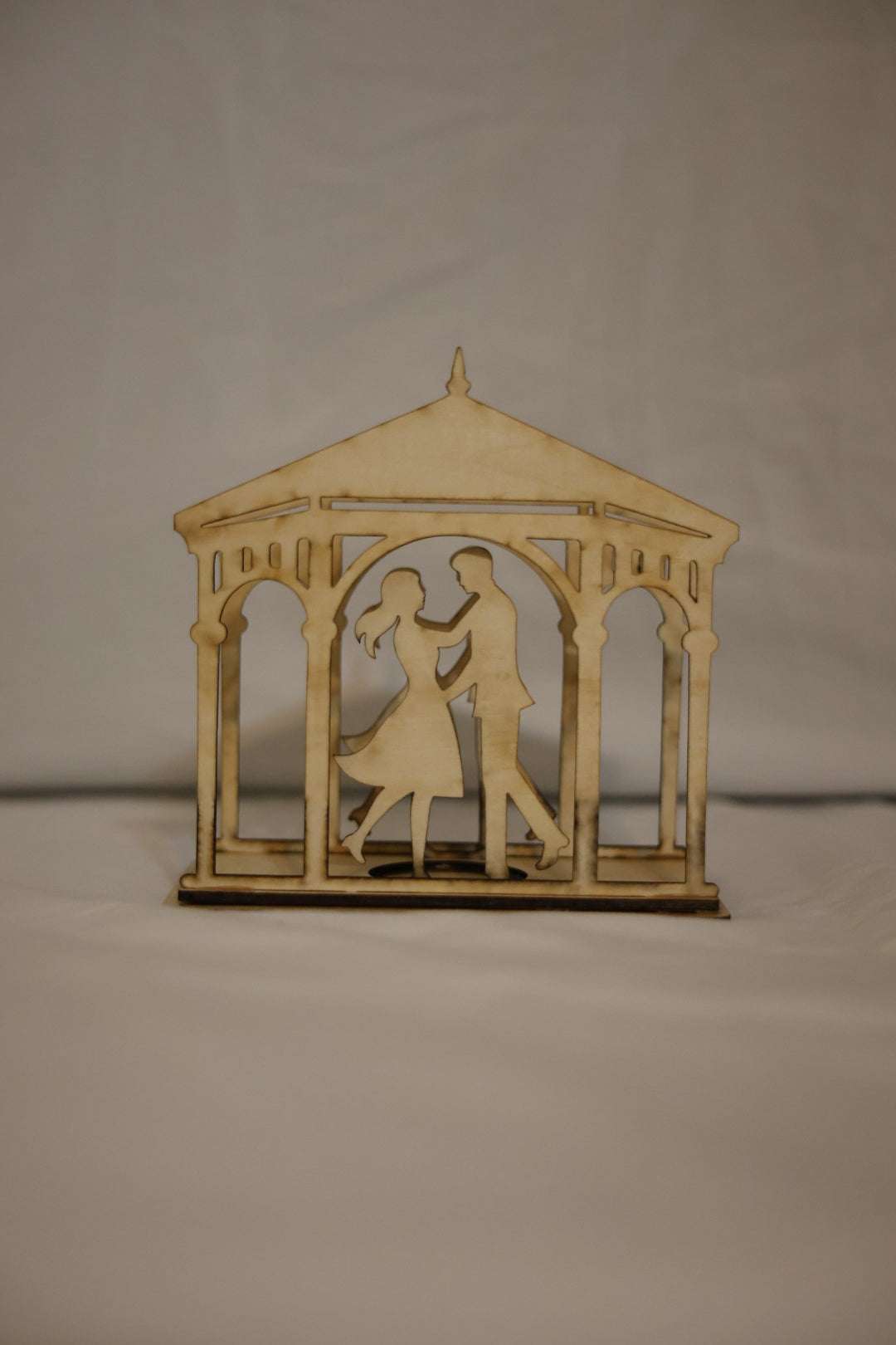 Romantic Gazebo Candle Holder – Wooden Couple Silhouette Tealight Lantern
