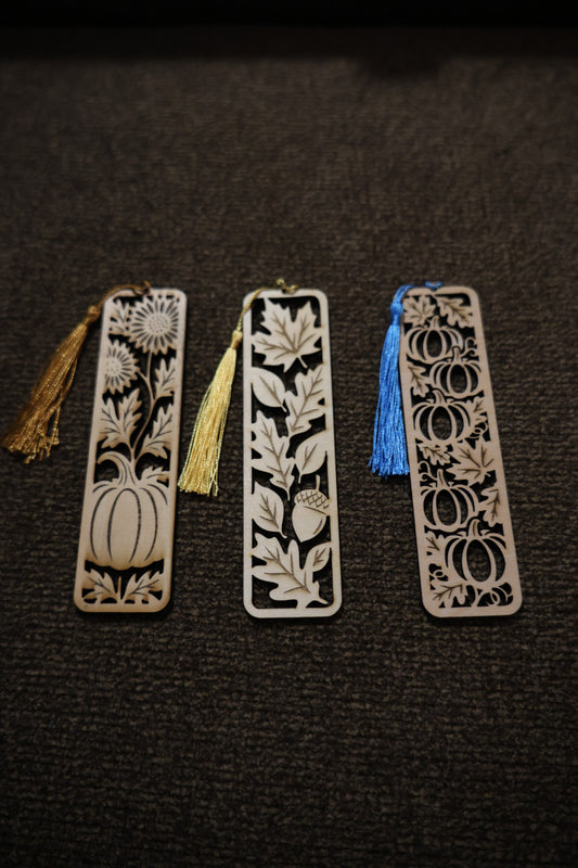 Autumn Wooden Bookmark Trio – Pumpkin, Sunflower & Oak Leaf Laser Cut Bookmark Set