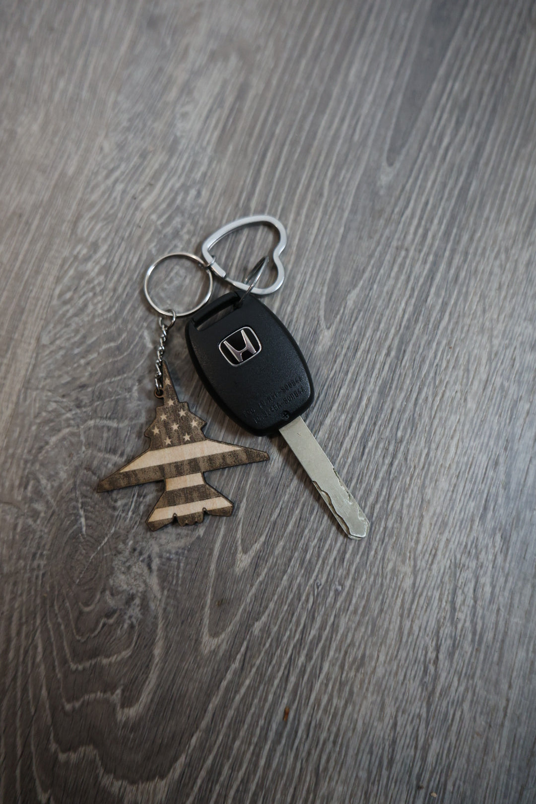 American Flag Fighter Jet Wooden Keychain – Patriotic Military Gift
